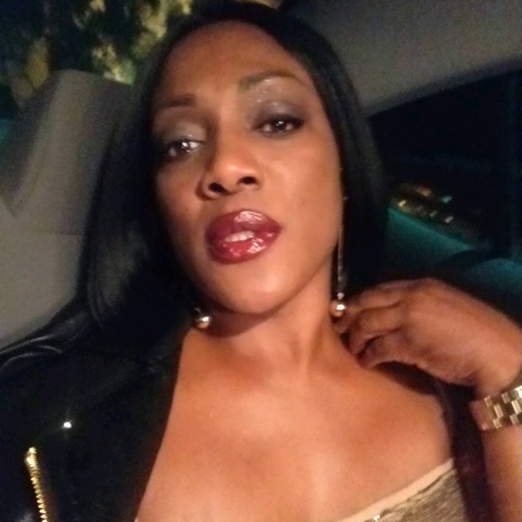 Meet your Posher, Sheryl - Picture 1 of 1